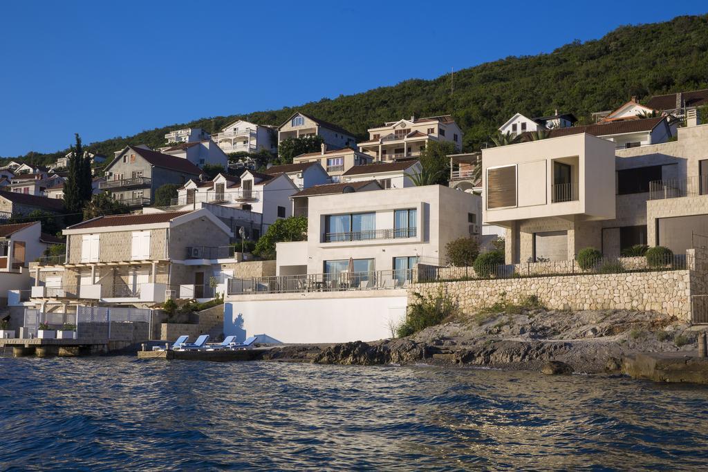 Villa Krasici 蒂瓦特 外观 照片